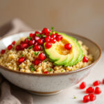 Salade de quinoa, avocat et grenade